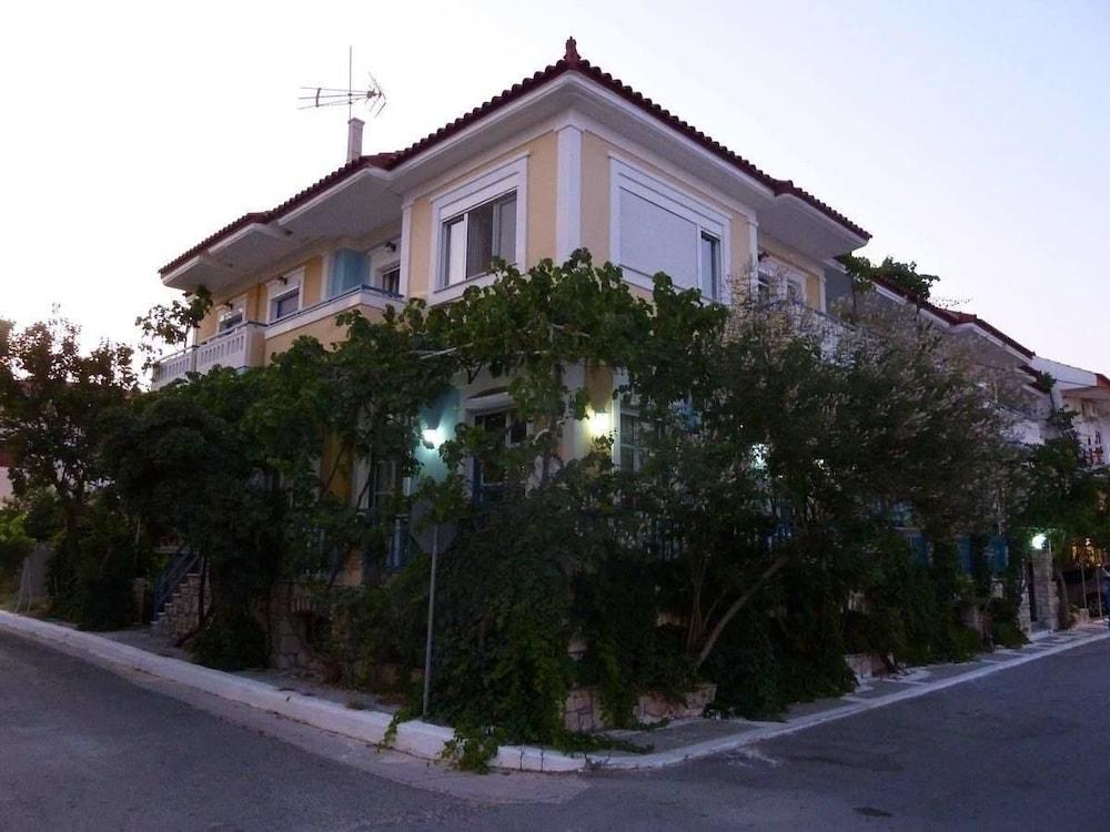 Rania Beach Ireo  Extérieur photo